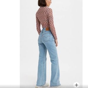 Levi’s rib cage bootcut